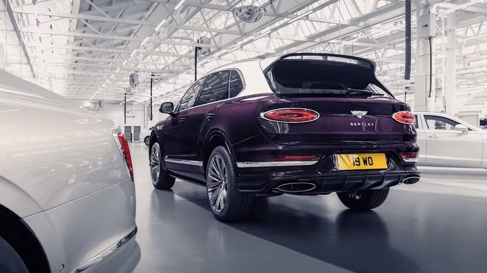 kham pha mau xe bentley bentayga speed duoc lay cam hung tu nghe thuat mua ba le hinh 2