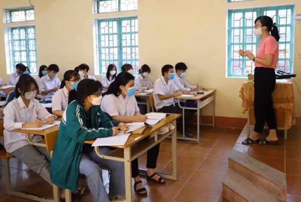 hon 200 thay tro mac covid 19 phu tho huy ke hoach cho hoc sinh lop 12 tro lai truong hinh 1