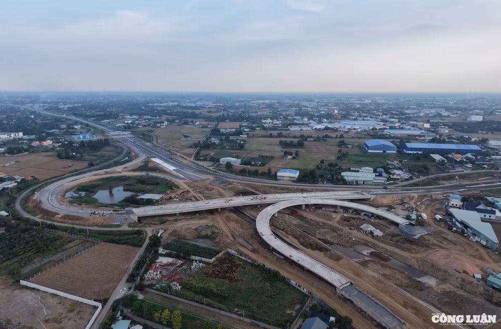 Mỹ Yên là nút giao thông trọng điểm kết nối cao tốc TP.HCM - Trung Lương, Bến Lức - Long Thành và Vành đai 3 TP.HCM.