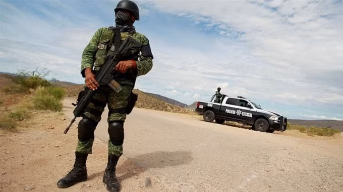 Cảnh sát vũ trang Mexico. Ảnh: AJ