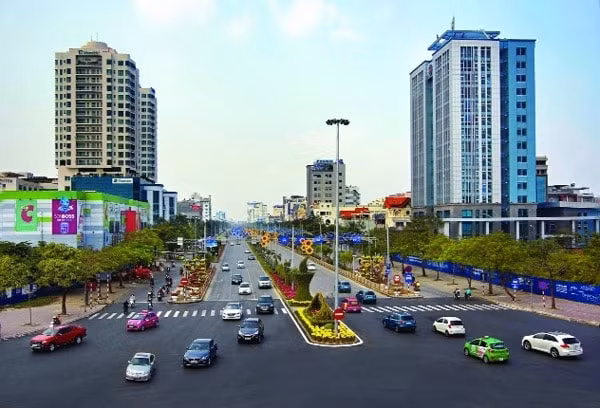 Hải Phòng sẽ tập trung phát triển 3 nhóm ngành kinh tế gồm: Dịch vụ, công nghiệp - xây dựng và nông, lâm, thủy sản. Ảnh: Báo An ninh Hải Phòng