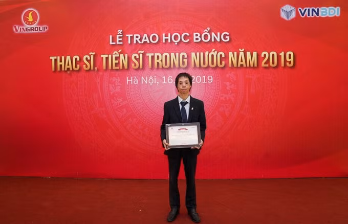 Học viên Phạm Đức Chinh, sinh viên xuất sắc của Đại học Bách Khoa Hà Nội bày tỏ vinh dự khi được nhân học bổng của Quỹ VINIF.