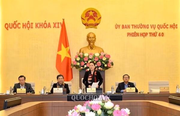 Chủ tịch Quốc hội Nguyễn Thị Kim Ngân phát biểu bế mạc Phiên họp thứ 40 của Uỷ ban Thường vụ Quốc hội. Ảnh: quochoi.vn
