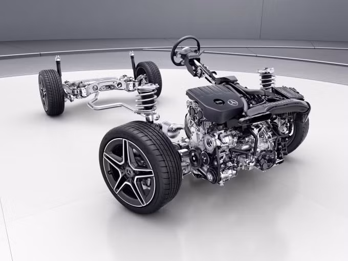 4852077_Mercedes-Benz-GLA-2021-20