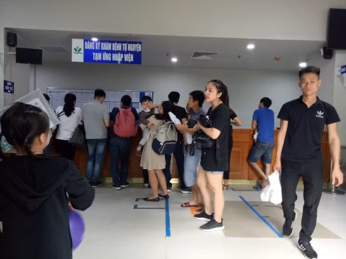 Hơn 400.000 trường hợp mắc cúm từ đầu năm đến nay. Ảnh Lương Minh.