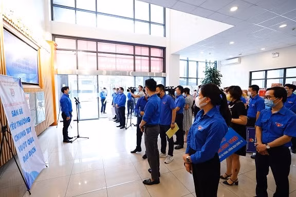 Quang cảnh buổi lễ