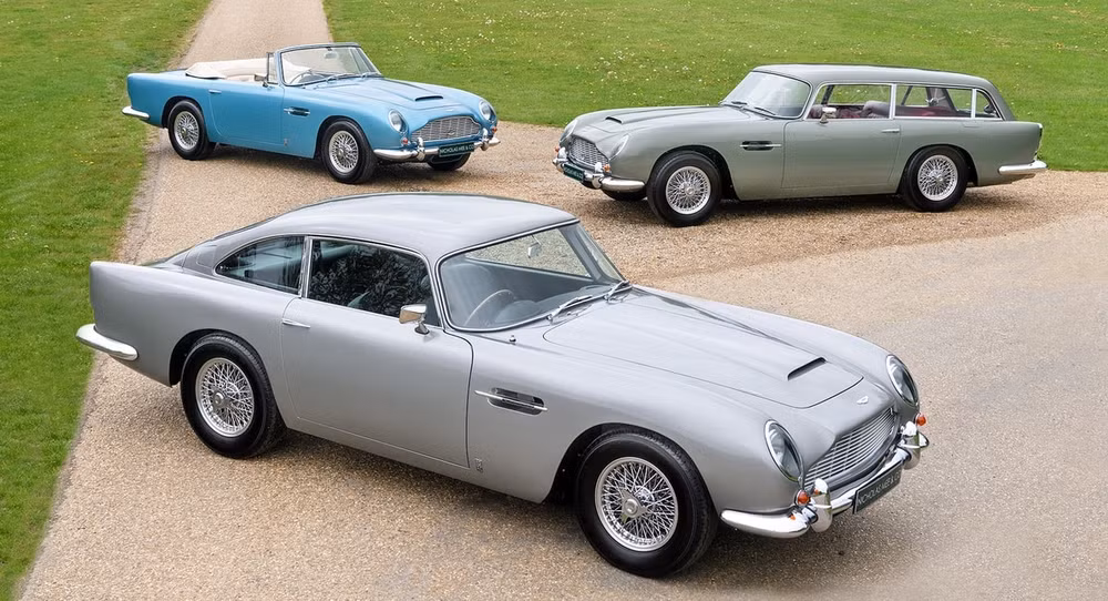 3 siêu xe cổ Aston Martin DB5. Ảnh: Carscoops