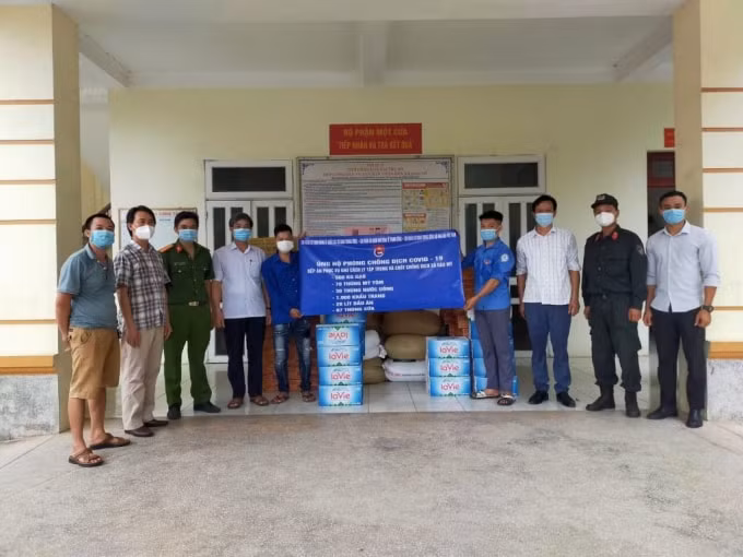 Nơi tiếp nhận ủng hộ tại xã Đào Mỹ, huyện Lạng Giang, Bắc Giang