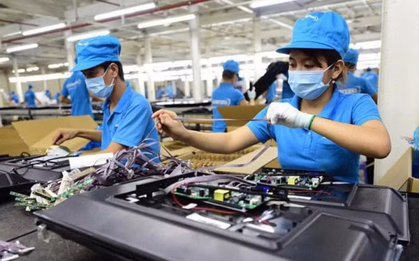 Chính phủ quyết liệt tháo gỡ vướng mắc, tạo sự đồng bộ, thống nhất, khả thi của hệ thống pháp luật để huy động mọi nguồn lực trong xã hội cho đầu tư, kinh doanh, phục vụ người dân, doanh nghiệp. Ảnh minh họa