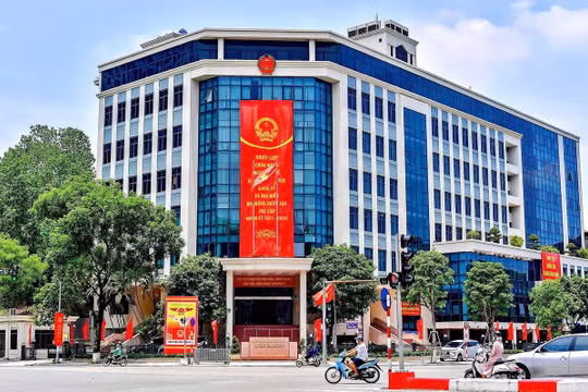 Hà Nội chấn chỉnh thái độ phục vụ công dân tại điểm hành chính công phường Ngọc Hà