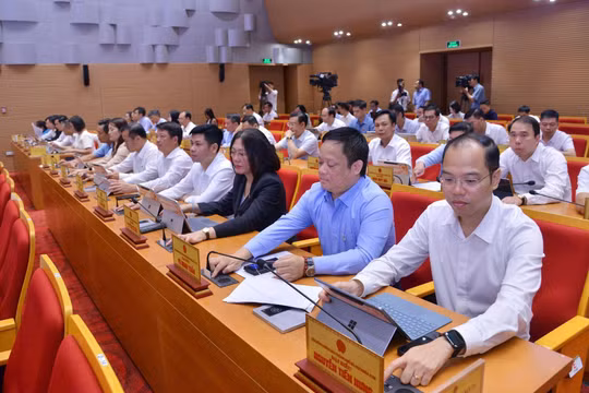 Hà Nội gia hạn khởi công 6 dự án đầu tư quy mô lớn