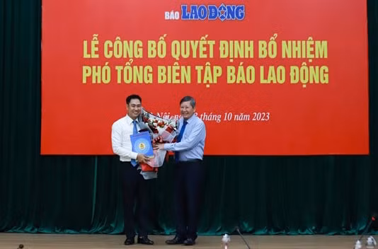 trao quyet dinh bo nhiem ong nguyen duc thanh giu chuc pho tong bien tap bao lao dong hinh 1