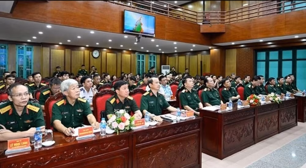 phat dong cuoc thi viet nganh ky thuat quan doi hanh trinh tien len hien dai hinh 1
