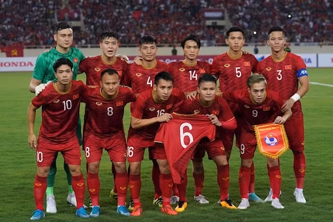 chu tich lien doan bong da dong nam a tin doi tuyen viet nam se du world cup 2026 hinh 1