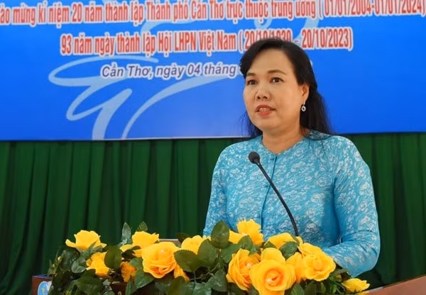 5000 nguoi tham gia le hoi ao ba ba ao dai can tho hinh 1