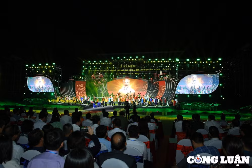 le ky niem 60 nam ngay bac ho ve thamchi dao dai hoi dang bo ha bac trang trongxuc dong va day tu hao hinh 7