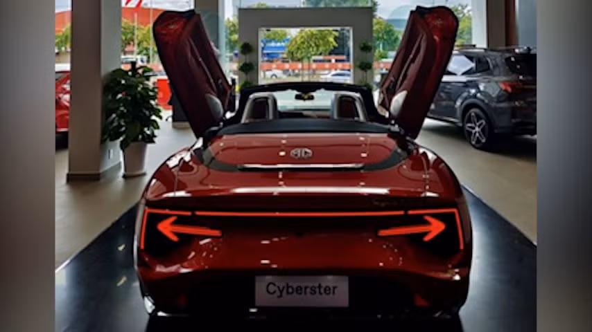 hinh anh thuc te mg cyberster tai viet nam hinh 7
