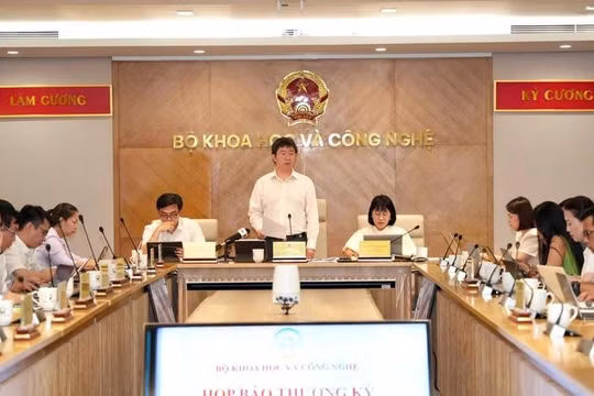 Tiếp tục hoàn thiện chính sách phục vụ phát triển khoa học công nghệ, đổi mới sáng tạo và chuyển đổi số