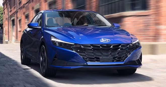 Hyundai Elantra 2021. Ảnh: Paultan