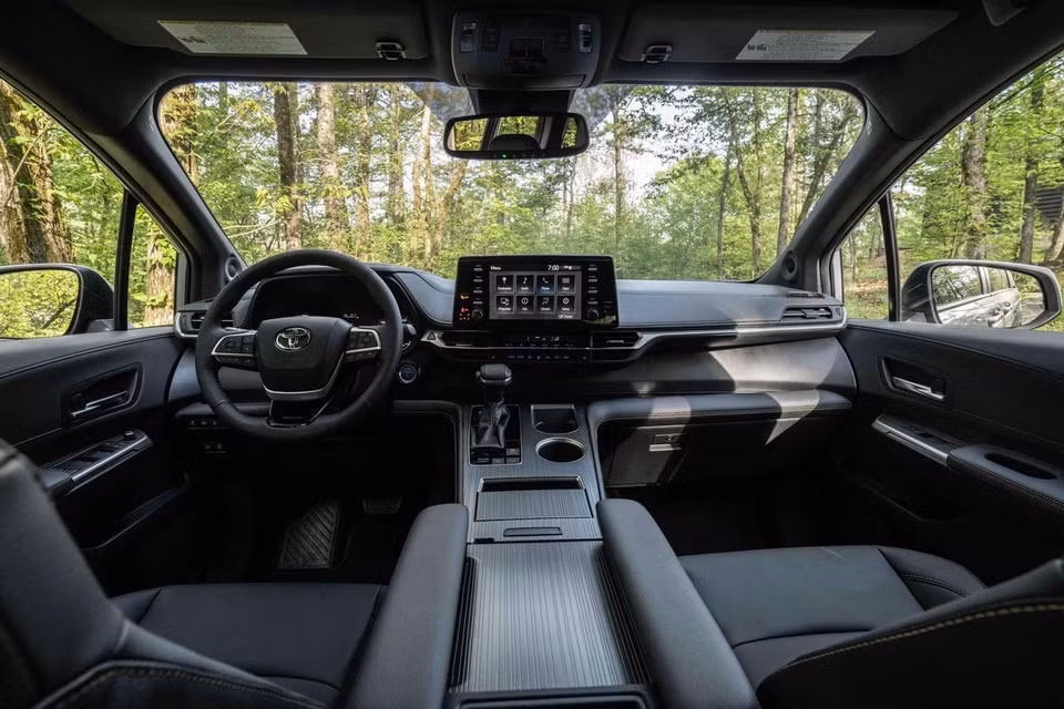 Toyota Sienna Woodland Special Edition. Ảnh: Toyota