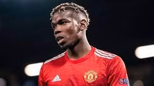 Pogba tỏ ra bực tức khi bị kiểm tra doping. Ảnh: internet