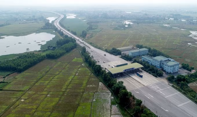 Lập chốt kiểm dịch y tế hoạt động 24/24h tại cao tốc Nội Bài – Lào Cai (ảnh st)