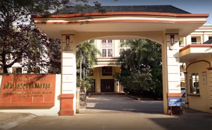 Sở GD và Đào tạo tỉnh Hoà Bình quyết định cho học sinh nghỉ học để phòng, chống COVID-19.