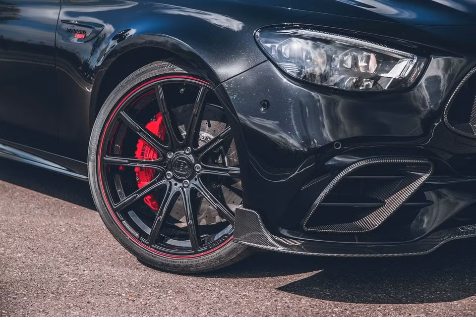 Mercedes-AMG E 63 S 2021. Ảnh: Brabus