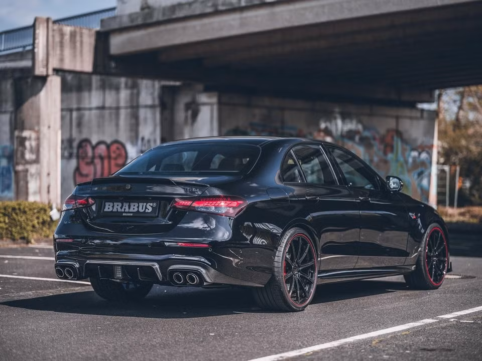 Mercedes-AMG E 63 S 2021. Ảnh: Brabus