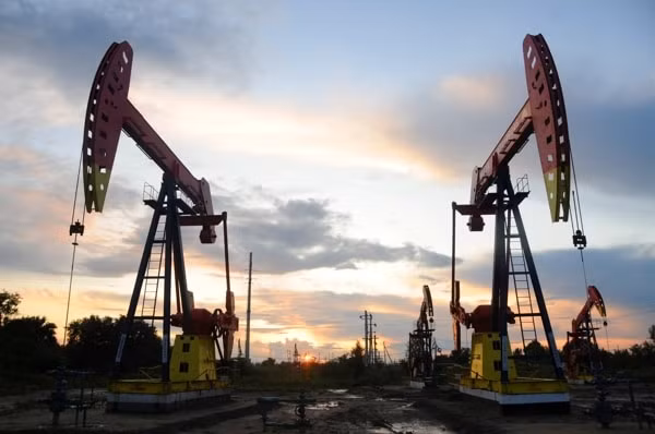 Dầu dầu WTI tăng tới 2,3% trong tuần giao dịch từ 26/4 - 2/5