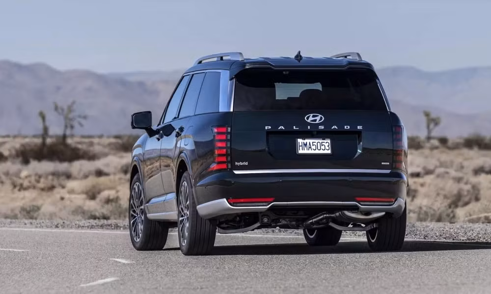 Thiết kế phần đuôi xe Hyundai Palisade 2026 - Ảnh: Hyundai