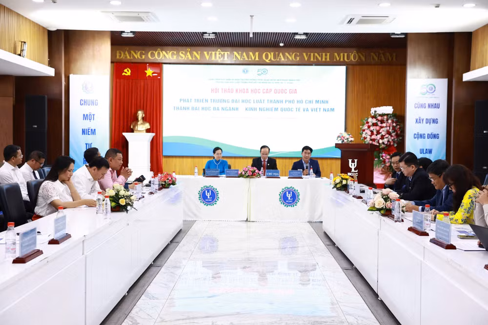 Toàn cảnh hội thảo (1)