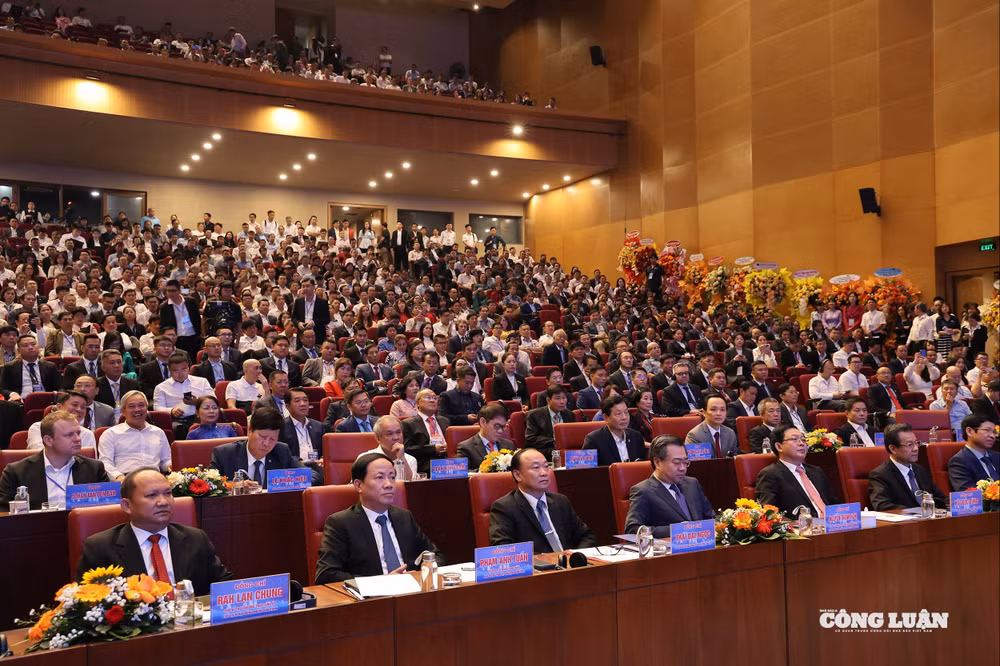 Hội nghị Xúc tiến đầu tư tỉnh Gia Lai năm 2026 nằm trong chuỗi sự kiện Tuần lễ khai mạc Năm Du lịch quốc gia - Gia Lai 2026 thu hút 1.000 đại biểu tham dự