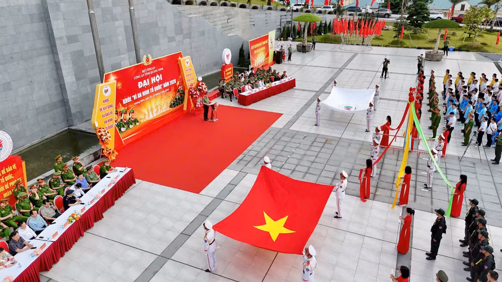 2-dai-hoi-khoe-vi-an-ninh-to-quoc.jpg