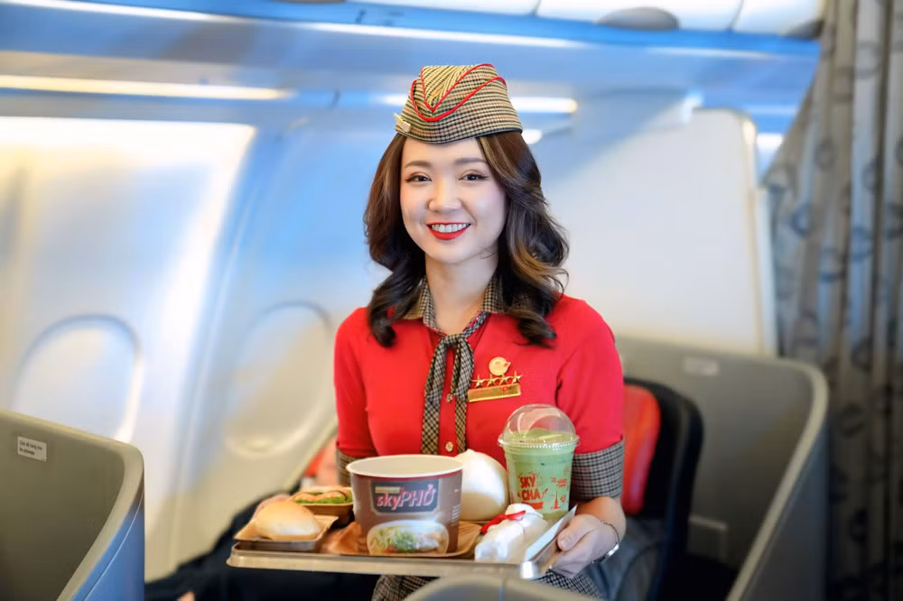 Vietjet flight crew
