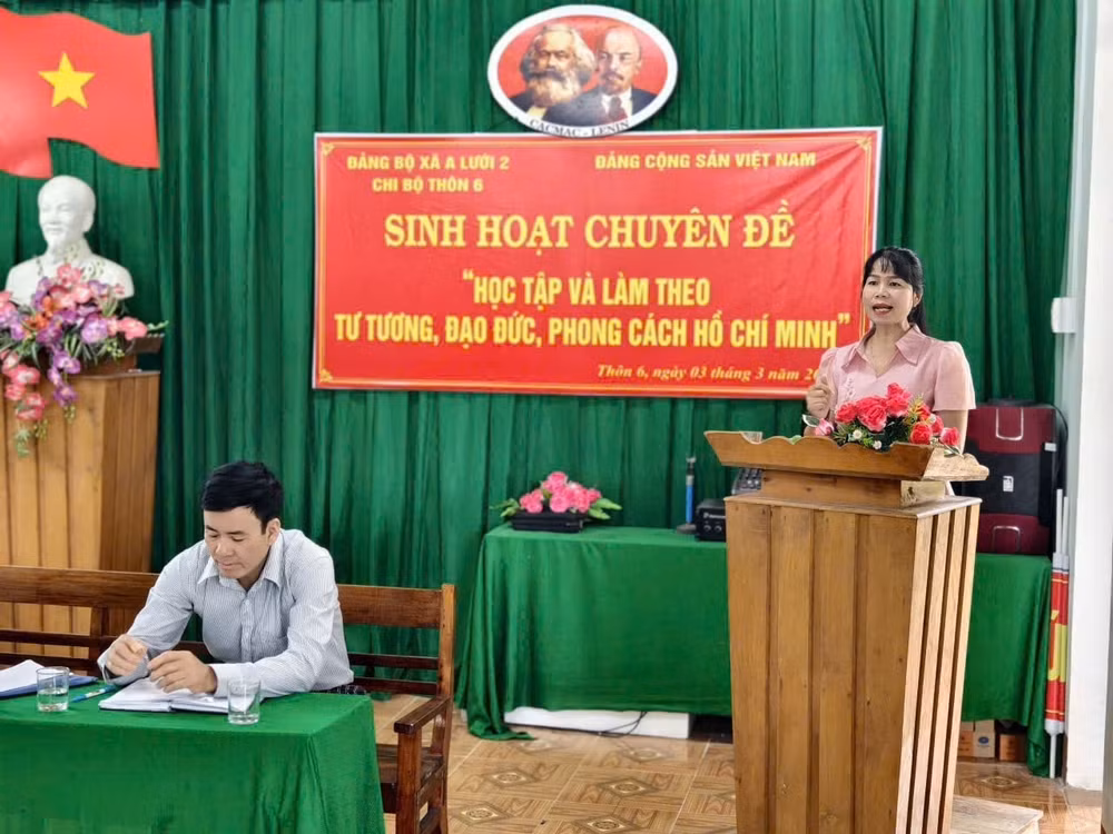 Chi bộ thôn 6, xã A Lưới 2, TP Huế tổ chức sinh hoạt chuyên đề 