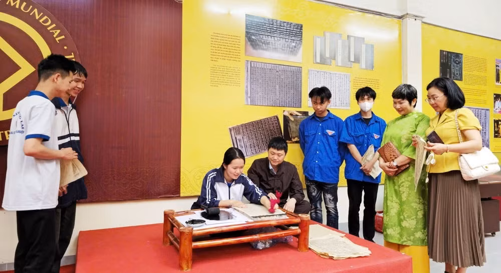 1bninh2.jpg