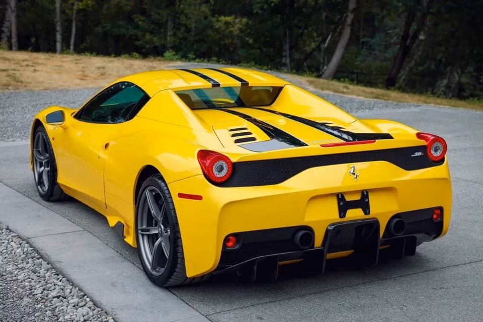 ferrari 458 speciale a duoc ban dau gia du kien thu ve 1 trieu usd hinh 6