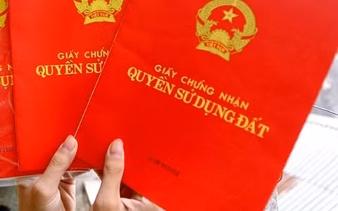 van phong dang ky dat dai lam au khien mot gia dinh o huyen phong dien bi mat dat hinh 1