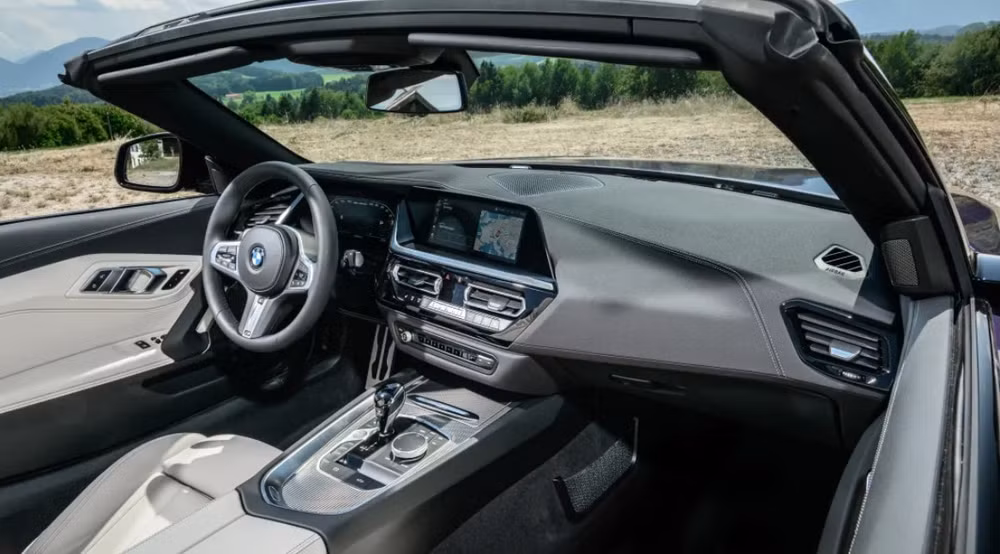 bmw z4 2023 nang cap nhe tang gia ban hinh 6