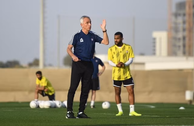 Đội tuyển UAE sẽ được tiêm 'vắc xin' ngừa Covid-19 trước khi dự vòng loại World Cup. Ảnh: internet