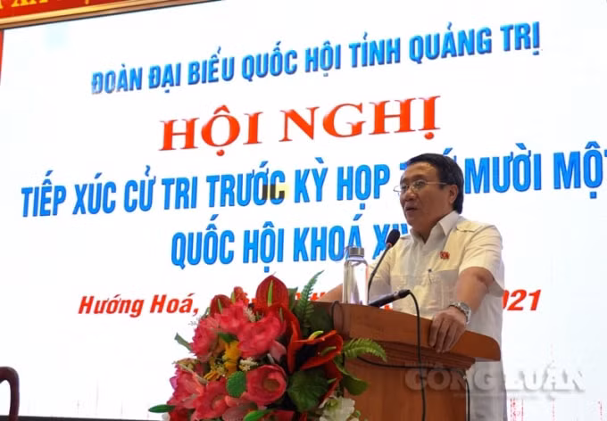 Phó Chủ tịch Thường trực UBND tỉnh, Phó Trưởng đoàn ĐBQH tỉnh Quảng Trị Hà Sỹ Đồng hứa sẽ đưa ý kiến của bà con trong kỳ họp Quốc hội sắp đến.