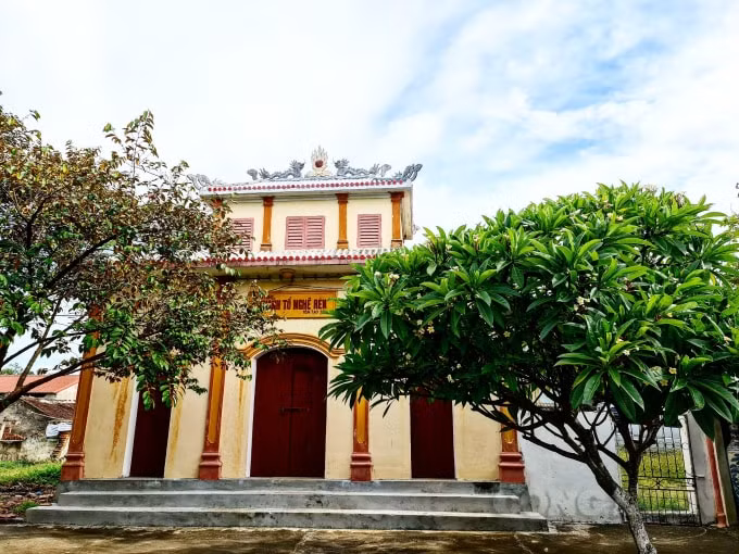 Đình thờ tổ nghề rèn nằm ngay trung tâm làng Ngọ, xã Tiến Lộc, huyện Hậu Lộc, Thanh Hoá