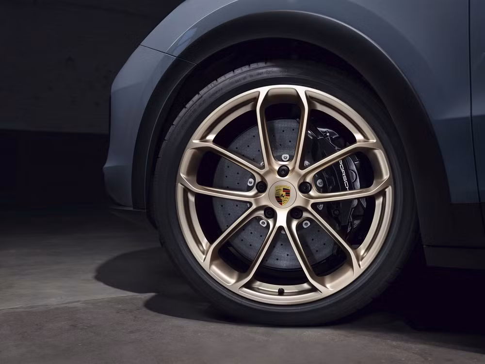 Cayenne Turbo GT 2022. Ảnh: Carscoops