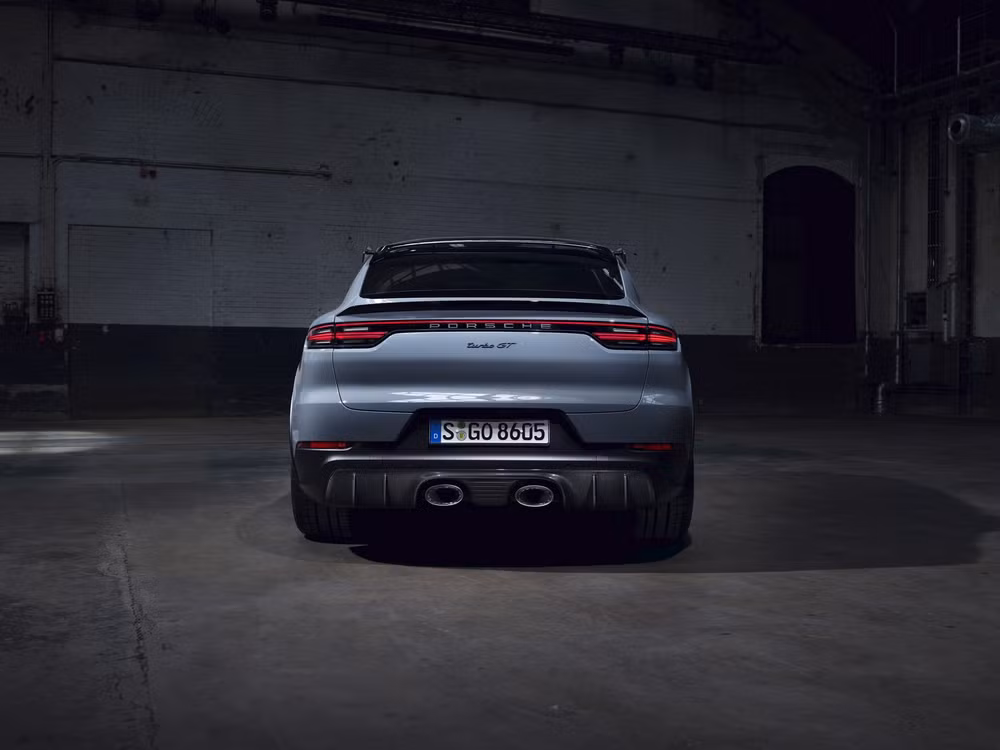 Cayenne Turbo GT 2022. Ảnh: Carscoops