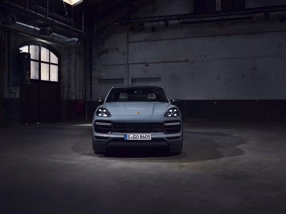 Cayenne Turbo GT 2022. Ảnh: Carscoops