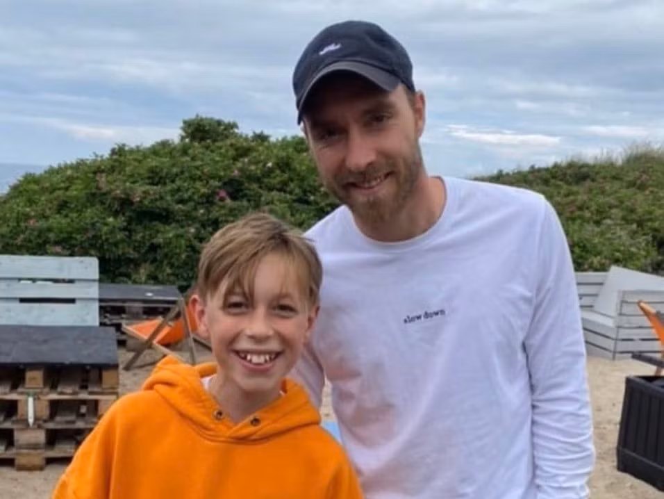 Tiền vệ Eriksen đang nghỉ ngơi ở Đan Mạch. Ảnh: Sky Sports