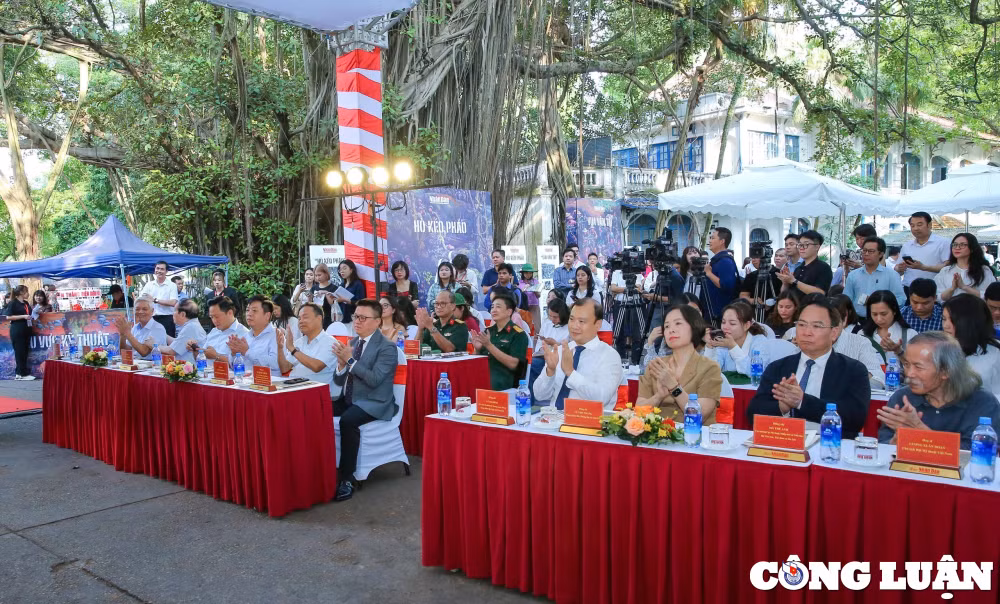 chiem nguong va tuong tac cung buc tranh panorama ky niem 70 nam chien thang dien bien phu hinh 1