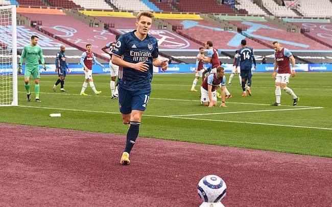 Real Madrid vẫn muốn giữ Martin Odegaard ở lại. Ảnh: internet
