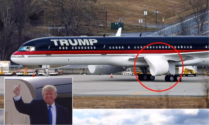Một bên động cơ của chiếc máy bay Boeing 757 mang tên ông Trump được bọc lại. Ảnh: The Hill